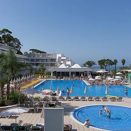 Apartament Akisol Oura *